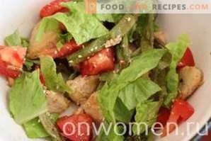 Salat mit grünen Bohnen und Hühnchen