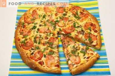 Pica ar desu, sēnēm, sieru un tomātiem